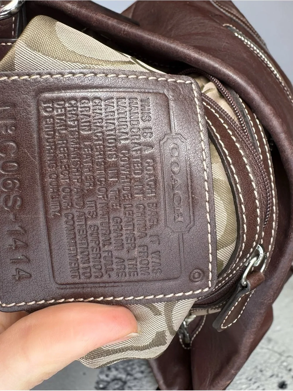 Vintage Coach Soho in Classic Brown Leather - Picture 6 of 6